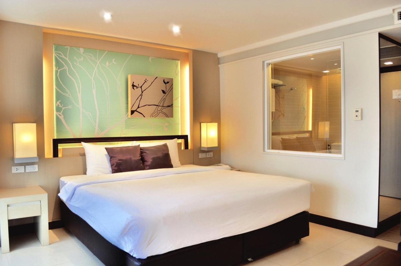 โรงแรมเรือรัษฎา โรงแรม 5*